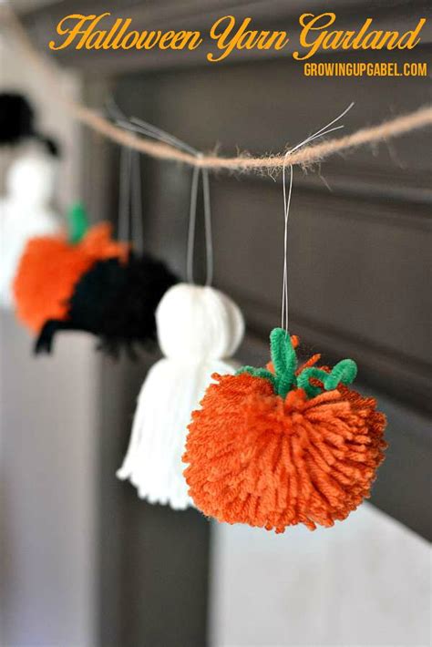 Easy Halloween Garland | Growing Up Gabel