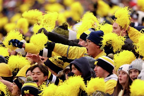 Front-row seats at CFP national championship going for $98K