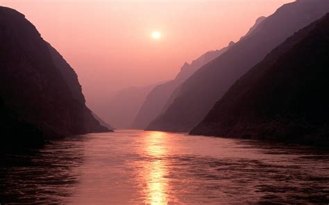 Wu Gorge of Yangtze River, China I - 2560x1600 - 805697