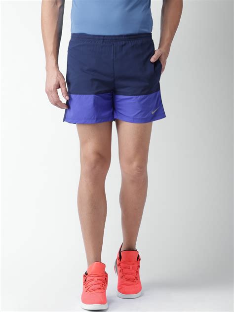 Buy Nike Men Navy Blue Solid AS 5 DISTANCE Sports Shorts - Shorts for Men 1721782 | Myntra