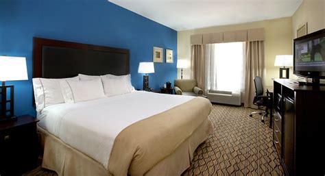 HOLIDAY INN EXPRESS & SUITES BOSSIER CITY, AN IHG HOTEL $132 ($̶1̶4̶0̶) - Prices & Reviews - LA