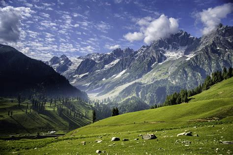 Kashmir Great Lakes Trek - 2024 - Itinerary, Cost, Trek And Travel Planning