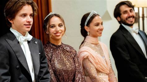 Queen Rania shares cute moments of her children from Prince Hussein's wedding | Al Bawaba