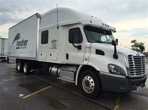 2016 Freightliner Cascadia Bolt Custom Sleeper Tour - YouTube