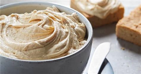 10 Best Peanut Butter Frosting No Confectioners Sugar Recipes | Yummly