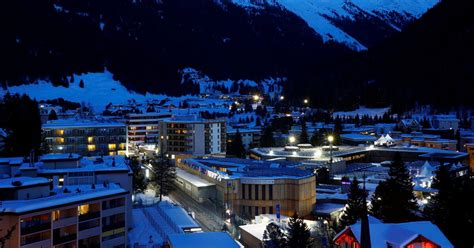 Davos ski resort eerily quiet without economic talkfest this year | Reuters