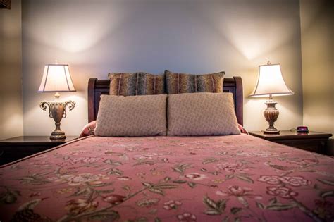 Rooms and Availability | The Clark House Inn Bed & Breakfast