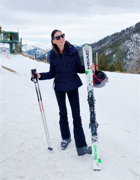 Best Ski Pants for Tall Women | https://www.beingbridget.com/