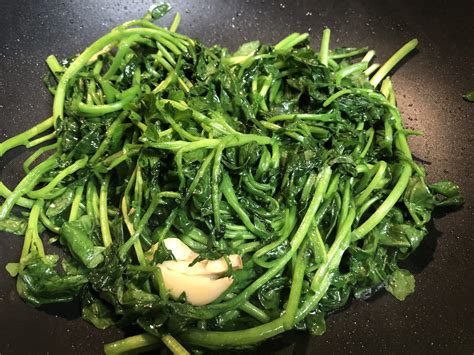 Chinese Watercress With Garlic Stir Fry 西洋菜 • Oh Snap! Let's Eat!