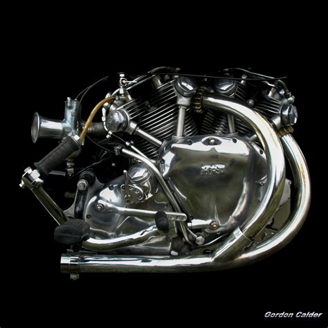 NO 36: CLASSIC VINCENT SERIES B HRD RAPIDE MOTORCYCLE ENGI… | Flickr