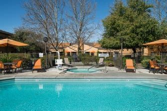 Downtown Vacaville, CA, Hotels | Courtyard Vacaville