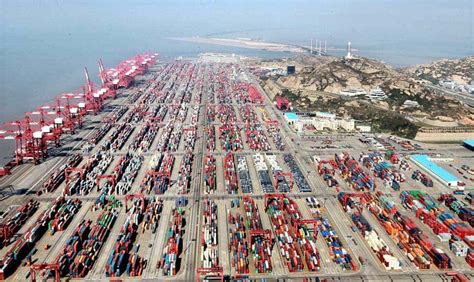 Shanghai looks for bidders for terminal stake | Container Management