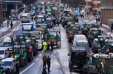 German Farmer Protests Disrupt Fuel Deliveries in Nation’s South ...