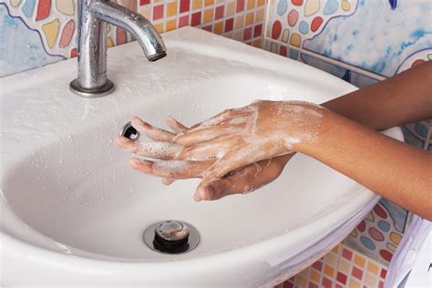 Hand-Washing Technique Helps Prevent The Flu And Flu - Simplemost