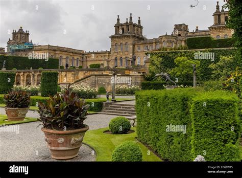 Blenheim Palace Gardens Stock Photo - Alamy