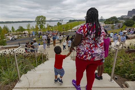 Memphis "Tom Lee Park is now officially open & it's spectacular" - Memphis Local, Sports ...