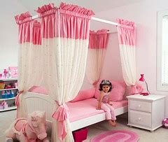 15-Cool-Ideas-for-pink-girls-bedrooms-3-554x468 | home space | Flickr