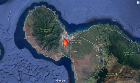 Crews Battle Brush Fire in Waikō/Kūihelani Area | Maui Now | Hawaii News