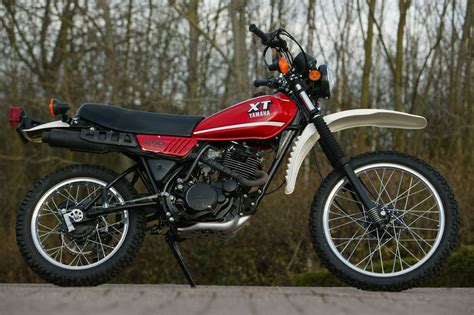 Yamaha XT250 | Vintage honda motorcycles, Yamaha motorcycles sports ...