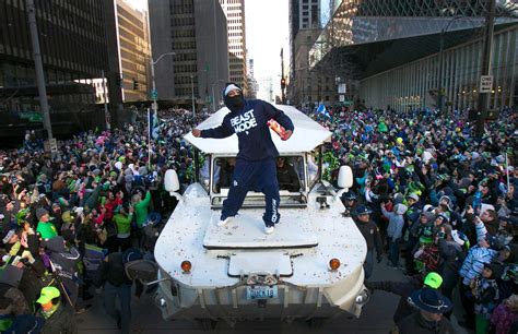 Seattle Super Bowl parade makes NFL's top 5 all-time list