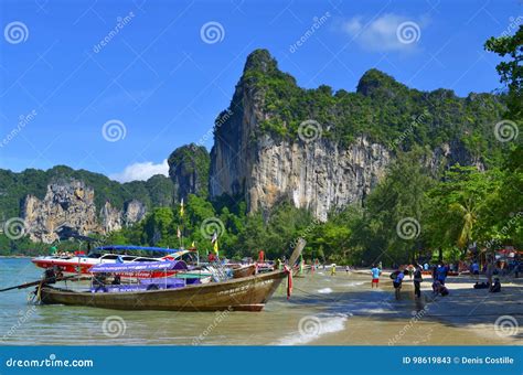 West Railay beach editorial stock photo. Image of coastline - 98619843