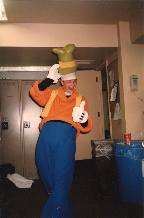 Man Who Has Been Goofy At Disney World For 20 Years Shares The Most ...