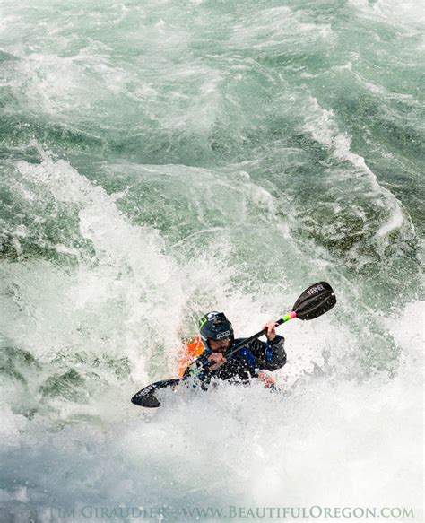 kayaking North Fork Willamette River. Oregon Cascades photography 581-64-327 - Oregon Photography