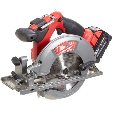 Cordless Circular Saw Buying Guide | Family Handyman