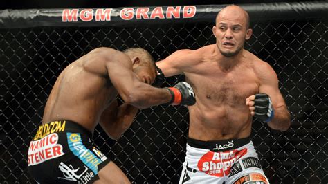 Siyar Bahadurzada addresses UFC 168 performance, gassy issues in fight ...