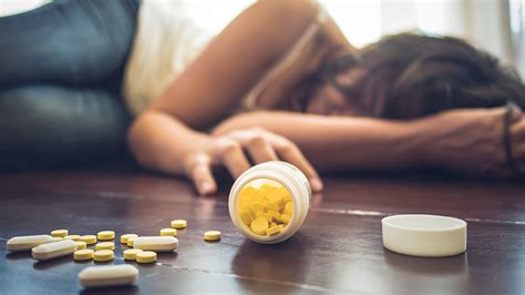 How to Overcome Opioid Addiction - WorthvieW