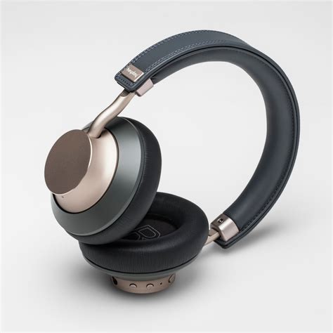 heyday Wireless On-Ear Headphones - Black Print/Gold | eBay