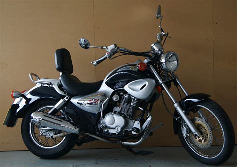 Мотоцикл KYMCO Hipster 125 2004 Фото, Характеристики, Обзор, Сравнение на БАЗАМОТО