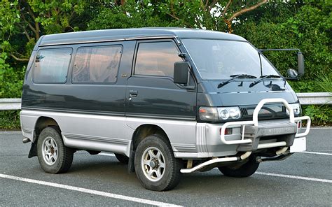 File:Mitsubishi Delica Star Wagon 001.JPG