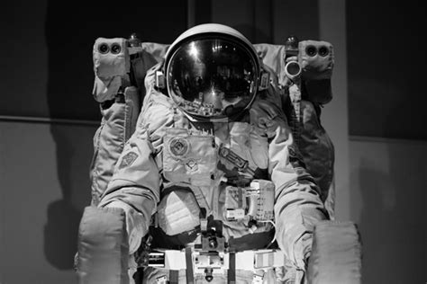 How many astronauts have died in space?