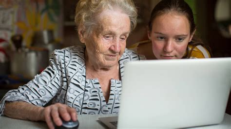 Top tips to help older people avoid online fraud