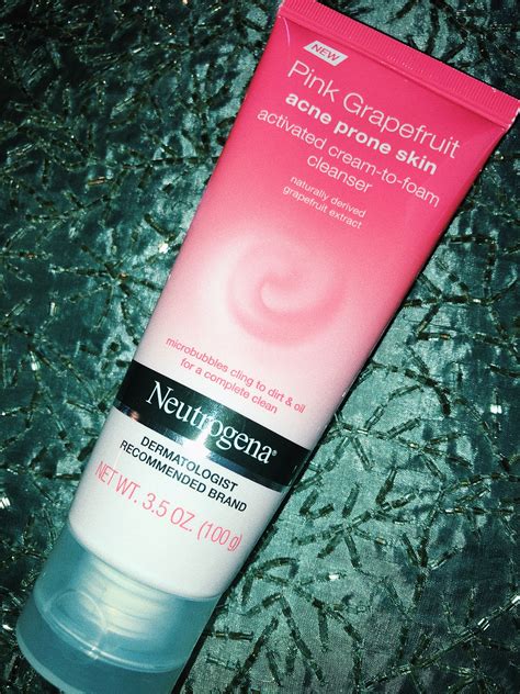 Neutrogena Pink Grapefruit Acne-Prone Skin Cream-to-Foam Cleanser reviews in Blemish & Acne ...