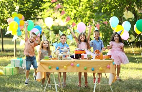 10 Outdoor Birthday Party Ideas for Kids and Adults - STATIONERS