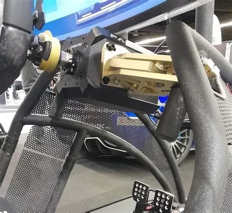 Fanatec DD1 vs DD2 Wheel Base: 4 Main Differences - FLOW RACERS