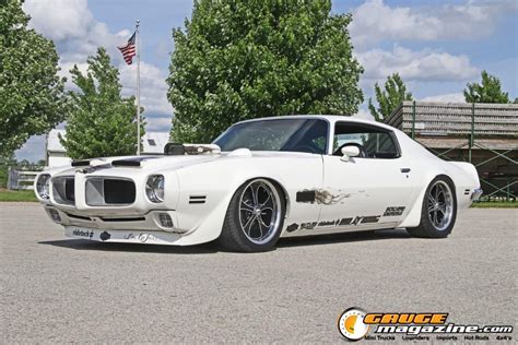 1971 Pontiac Firebird Formula - Gauge Magazine