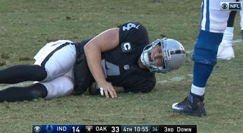 Derek Carr leaves game with foot or ankle injury (Video) | Larry Brown ...