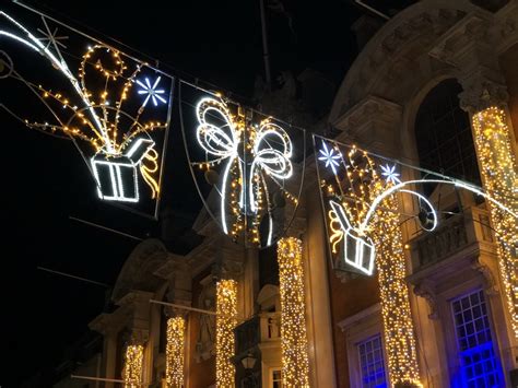 Street Decorations – Gala Lights Ltd