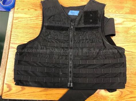 Body Armor Tactical Vest With Plates Level IIIA 12/2020, 48% OFF