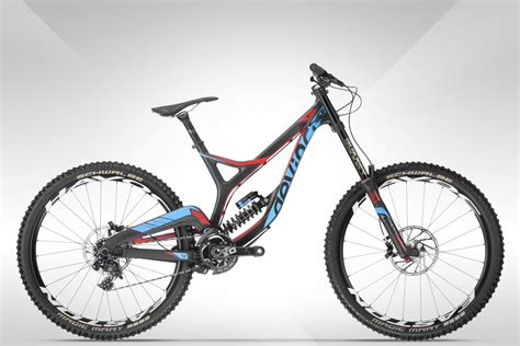 The All New Devinci Wilson Carbon DH Bike | Worldwide Cyclery