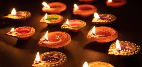 How to celebrate Diwali in India