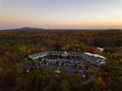 Drone pic of hotel - Colonial Hotel