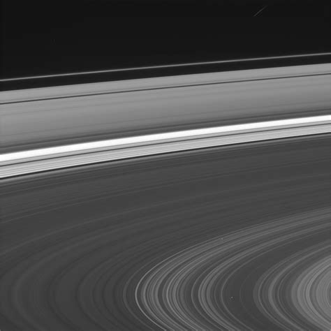 Image of Saturn-rings – NASA Solar System Exploration