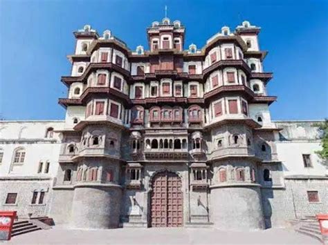 Best 6 Things to See in Rajwada Palace Indore