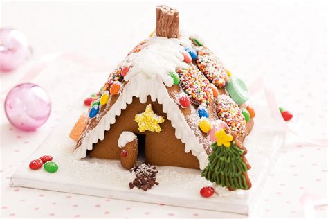 Mini gingerbread houses