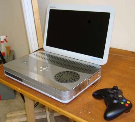 Xbox 360 Portable Mod Looks Sleek | Ubergizmo