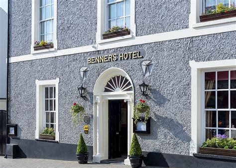 Dingle Benners Hotel | Hotels in Dingle Peninsula | Audley Travel US